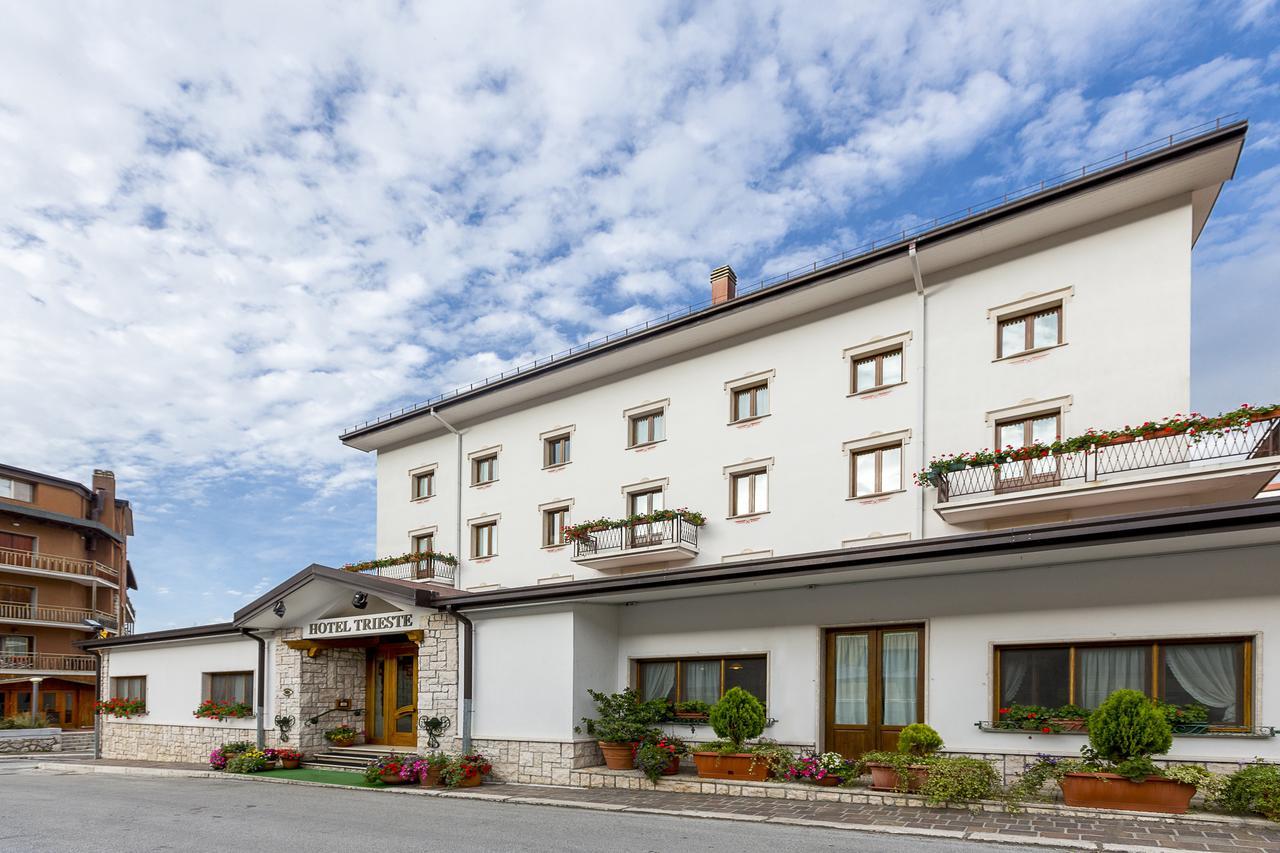 Hotel Trieste Roccaraso Kültér fotó