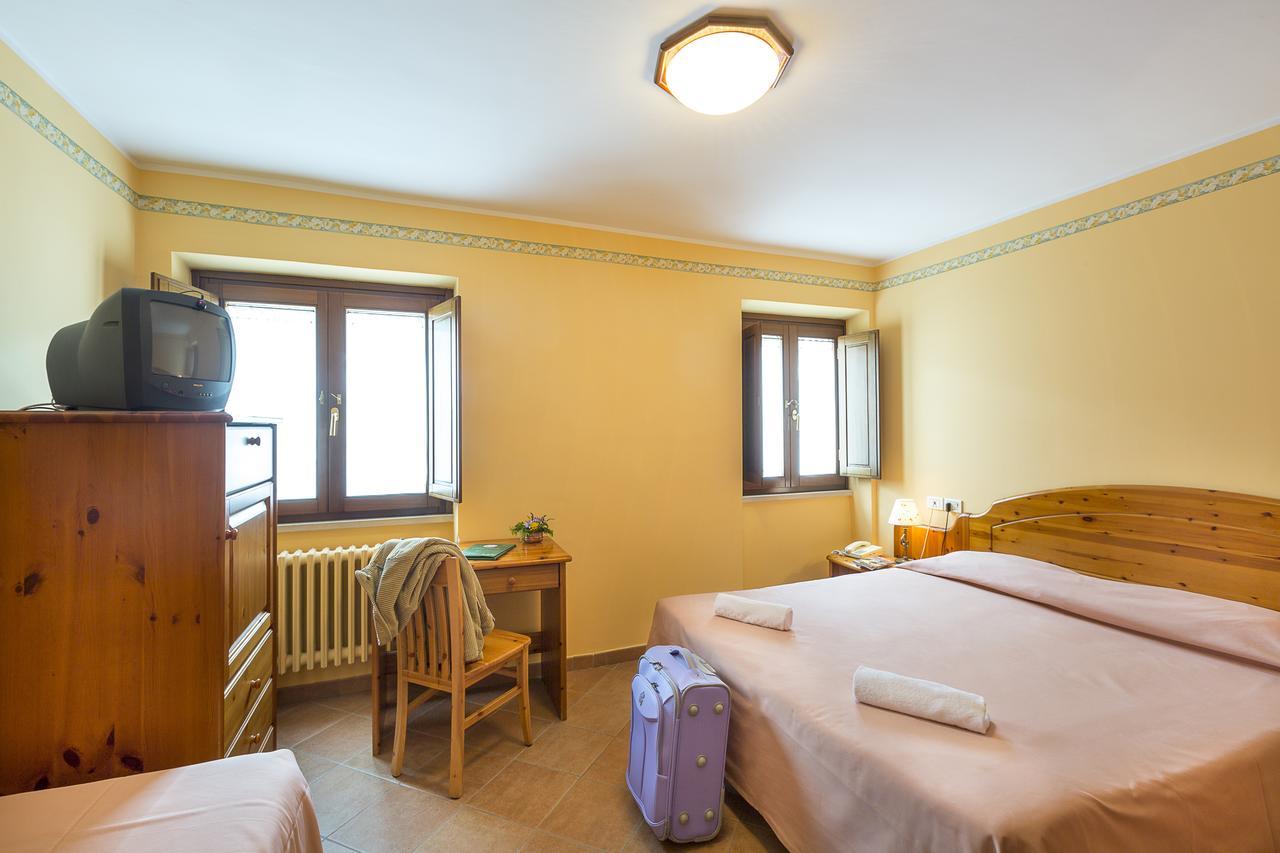 Hotel Trieste Roccaraso Kültér fotó